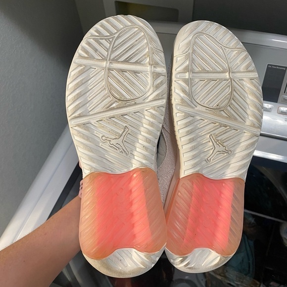 Nike Jordan MA2 Bone Suede (Women's) - Picture 8 of 12